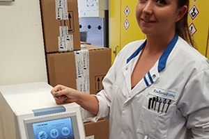 Versatile and silent Recapper for high DNA sample throughput