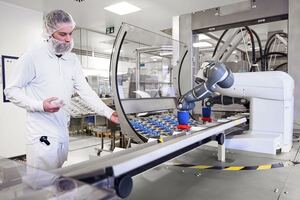 Vetter further invests in collaborative robots for secondary packaging